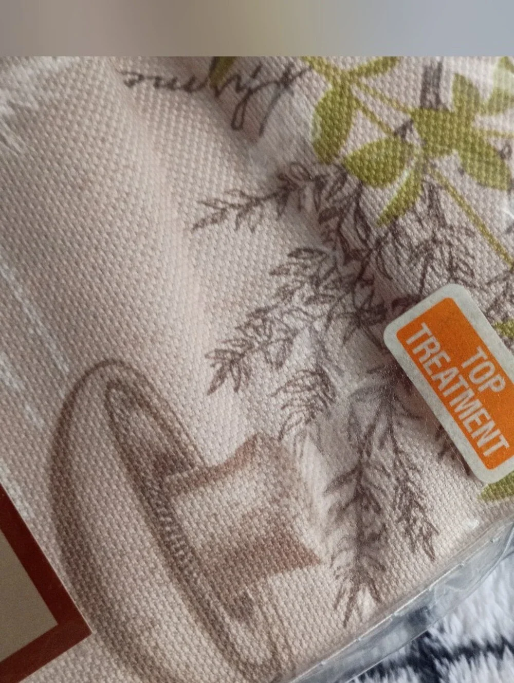 55x38 Bon Appetit Bed Bath & Beyond Mushroom Tan Swag TOPPER ONLY -NEW